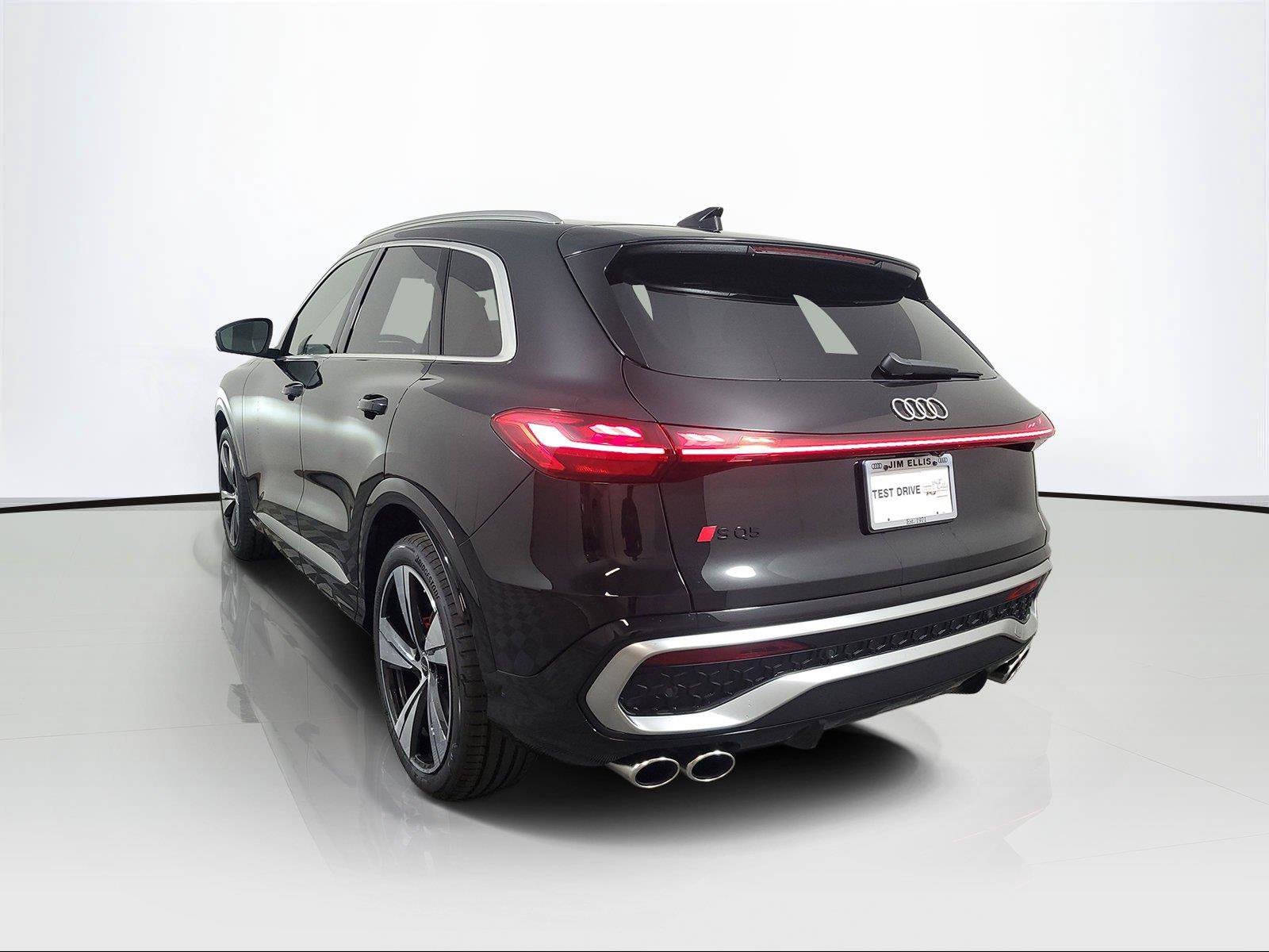 New 2026 Audi SQ5 Prestige AWD/4WD image 4