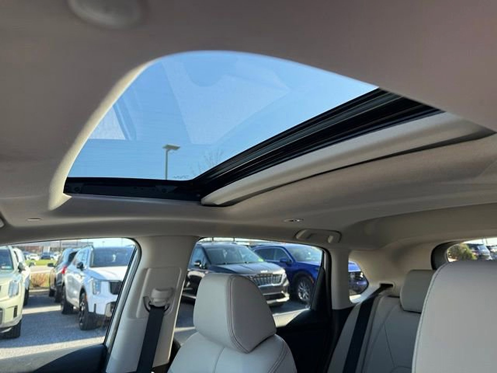 Used 2024 Honda HR-V EX-L image 22