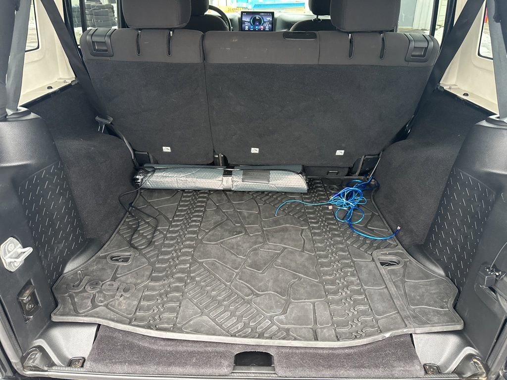 Used 2017 Jeep Wrangler Unlimited Sport w/ Quick Order Package 24S image 9