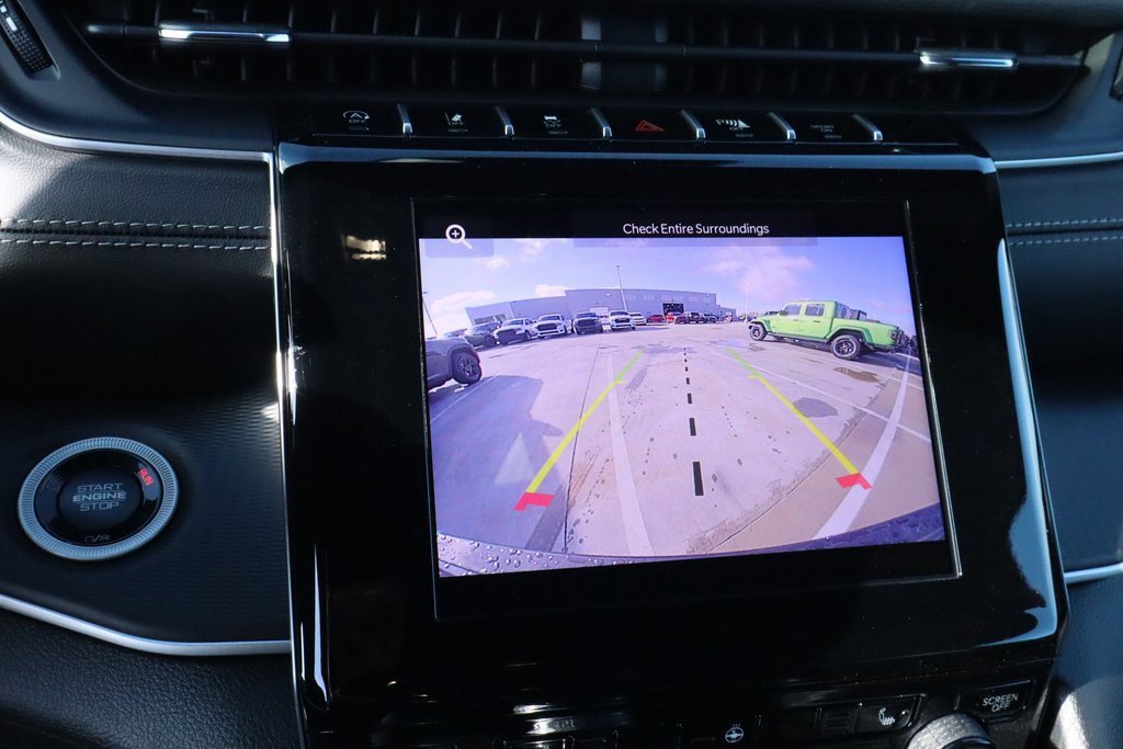 New 2025 Jeep Grand Cherokee Laredo w/ Luxury Tech Group I image 6