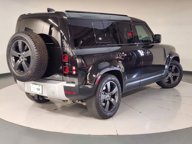 Used 2020 Land Rover Defender 110 HSE image 2