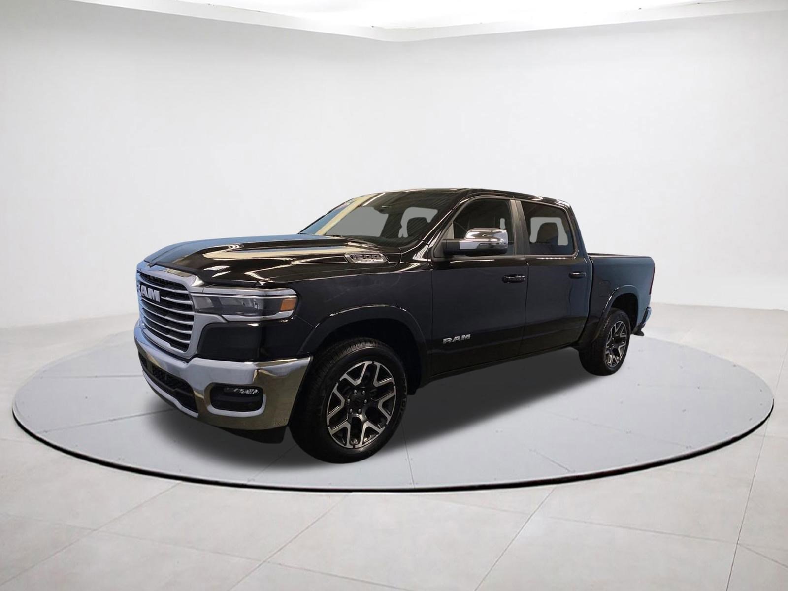 Certified 2025 RAM 1500 Laramie w/ Bed Utility Group AWD/4WD image 3