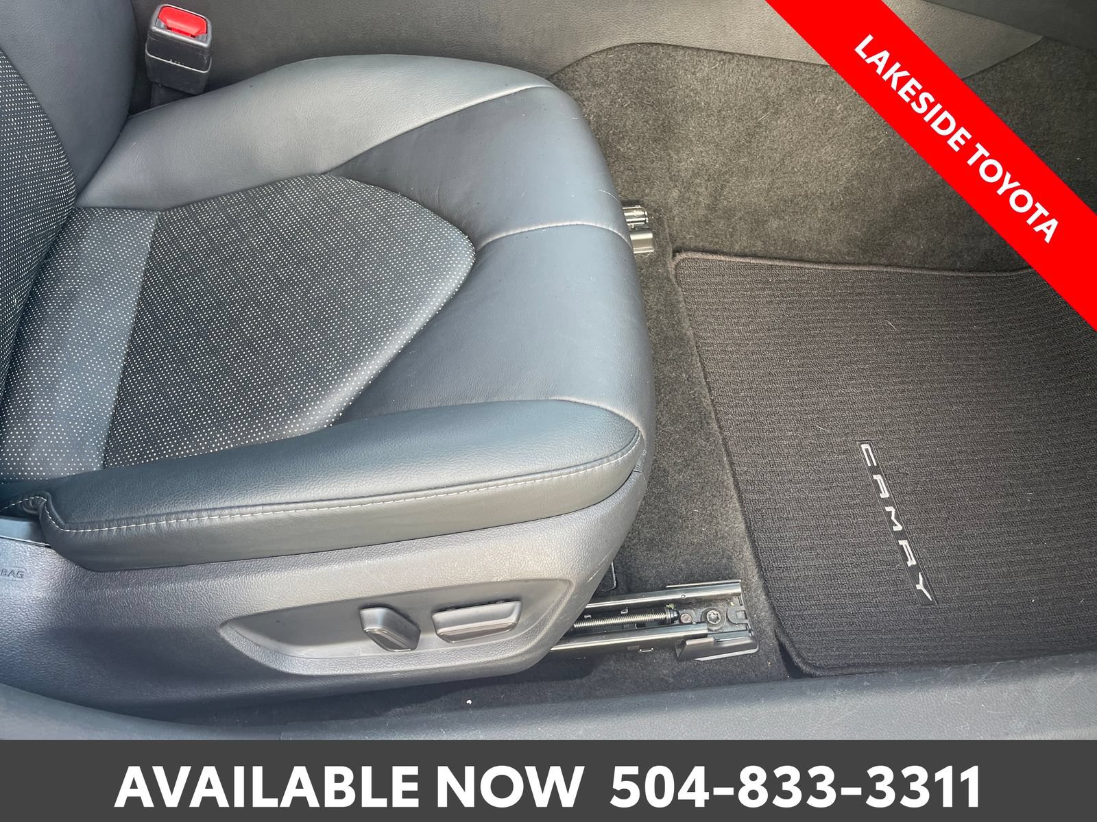Used 2018 Toyota Camry XSE FWD image 16