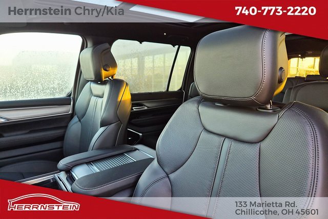 New 2025 Jeep Wagoneer Series III w/ Quick Order Package 25C Super image 24