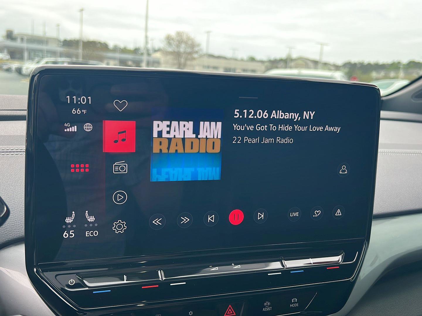 Used 2023 Volkswagen ID.4 Pro S Plus image 26