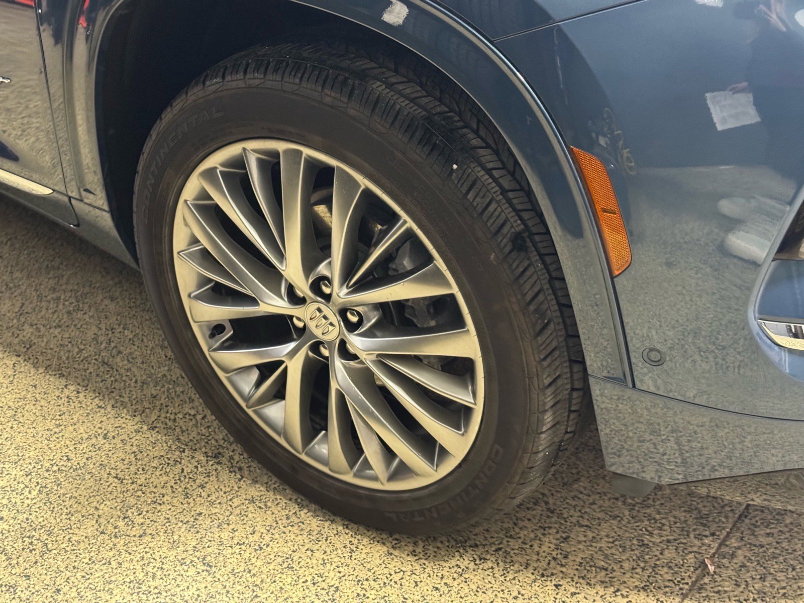 Used 2025 Buick Enclave Avenir w/ Super Cruise Package image 4