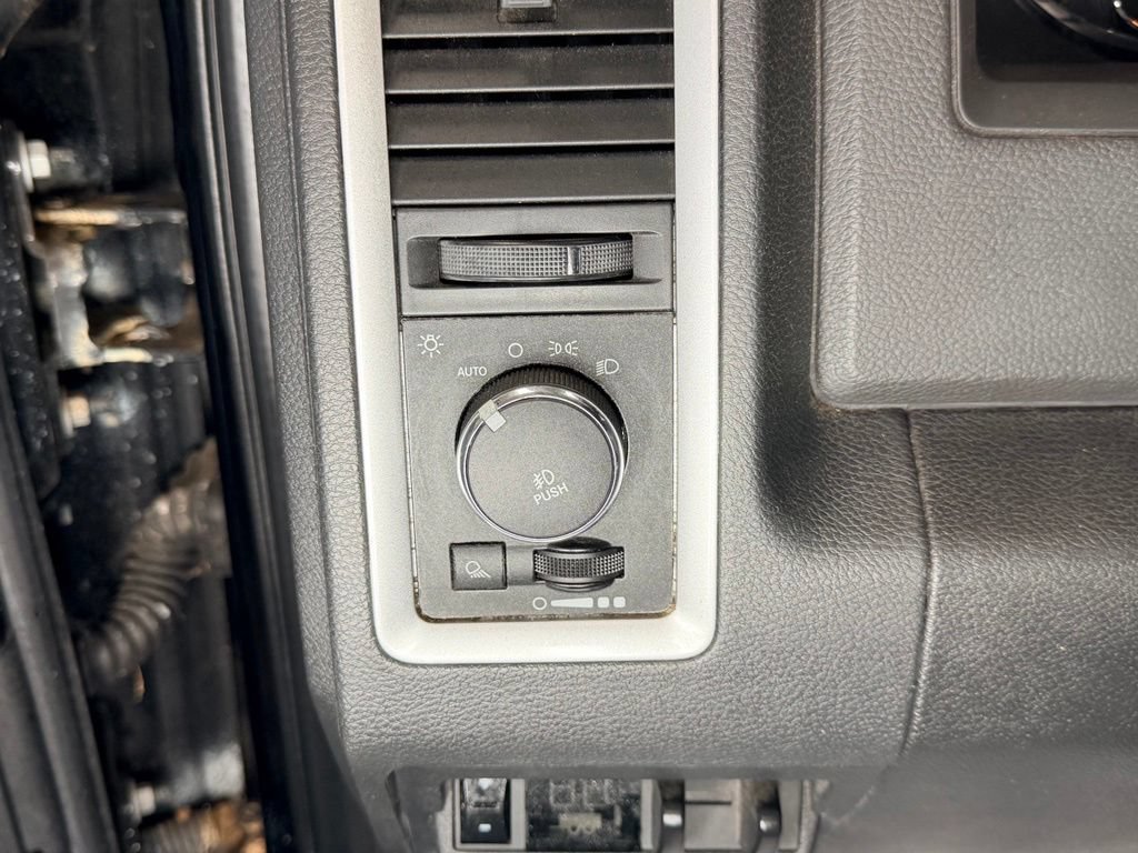 Used 2012 RAM 1500 Sport w/ Sport Premium Group AWD/4WD image 16