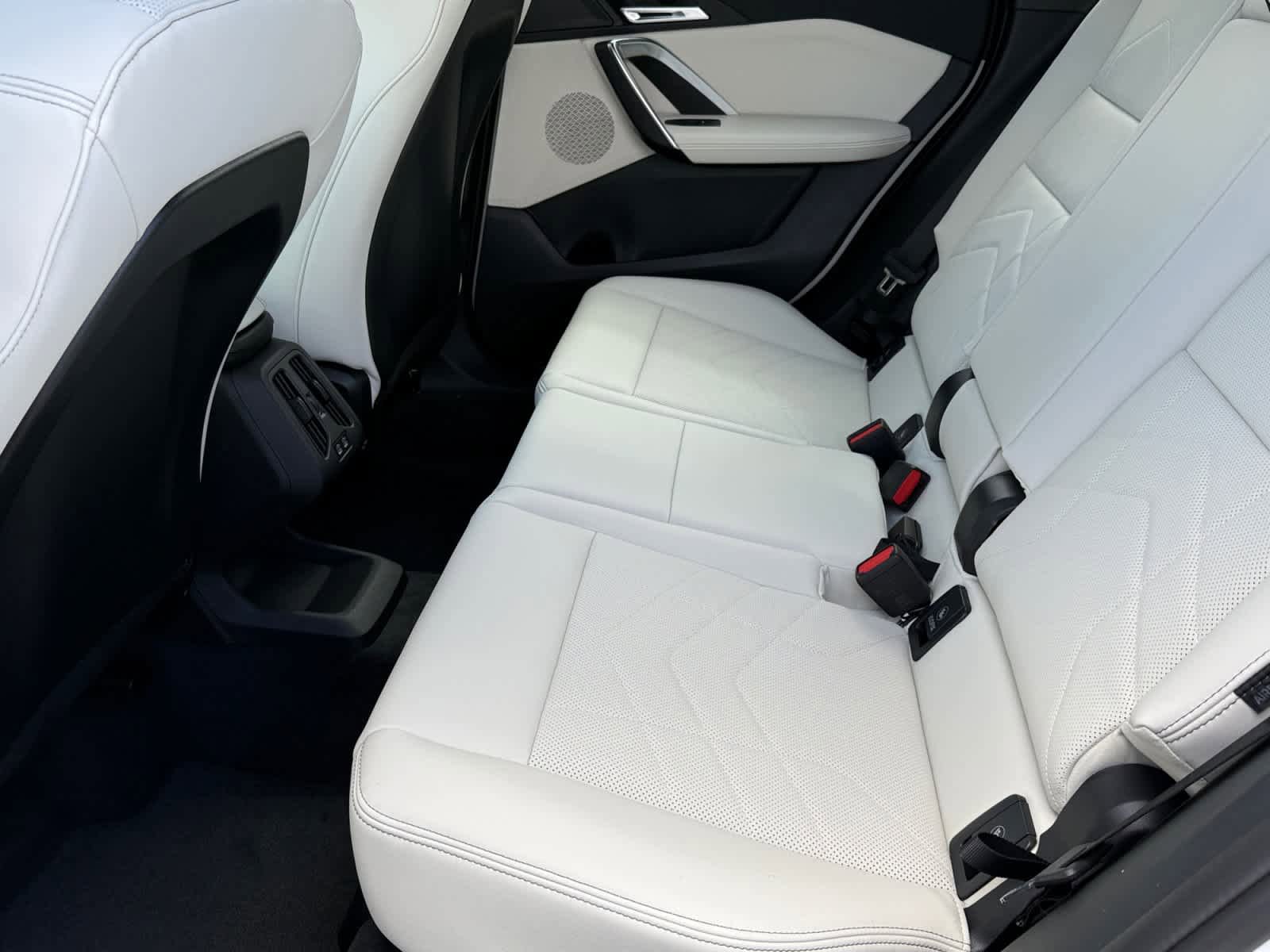 New 2026 BMW X1 xDrive28i w/ Technology Package AWD/4WD image 17