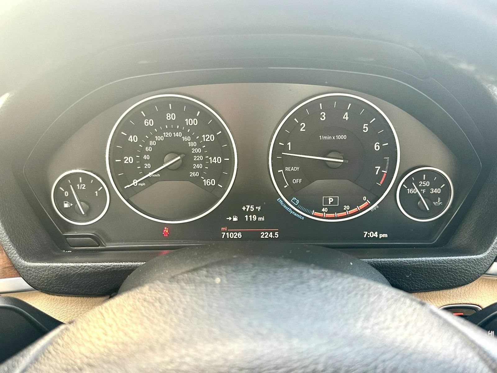 Used 2017 BMW 320i xDrive Sedan AWD/4WD image 29