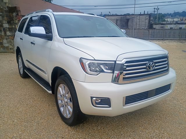 Used 2018 Toyota Sequoia Platinum AWD/4WD image 2