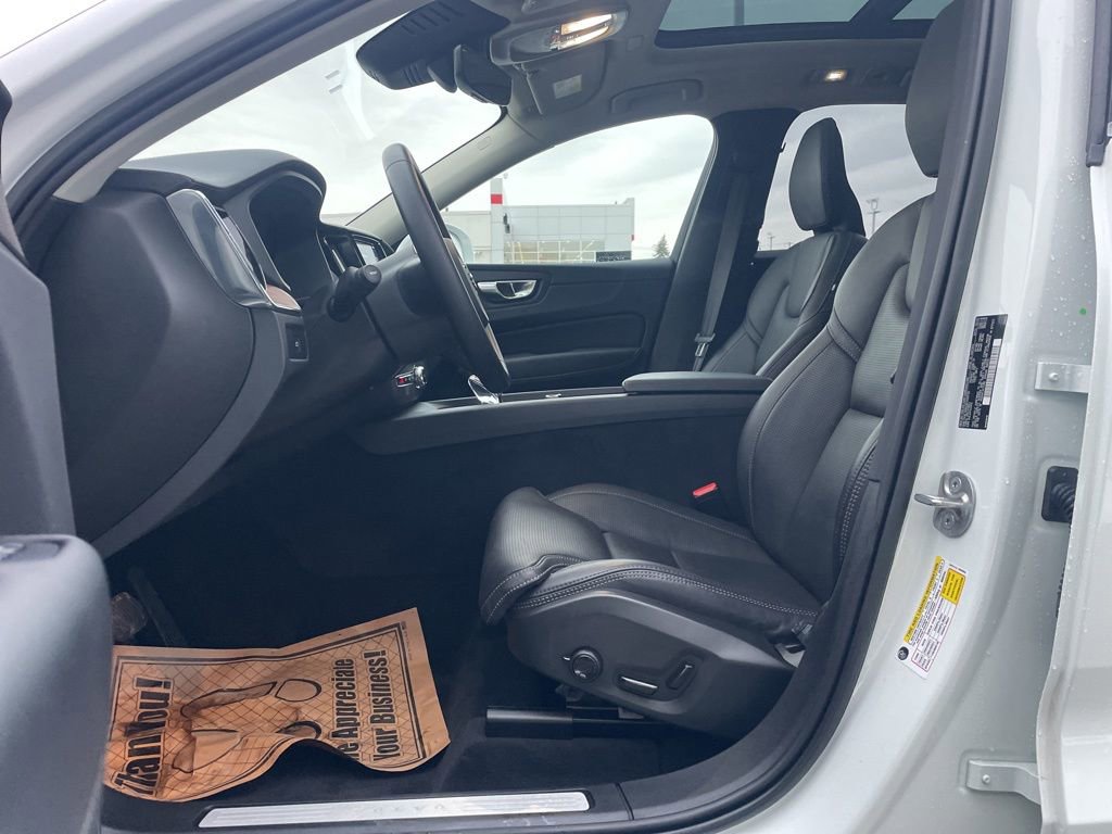 Certified 2023 Volvo XC60 B5 Ultimate image 21