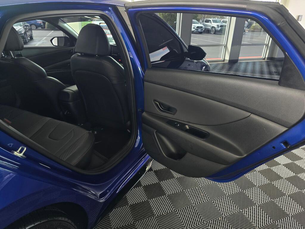 Used 2025 Hyundai Elantra N Line image 38