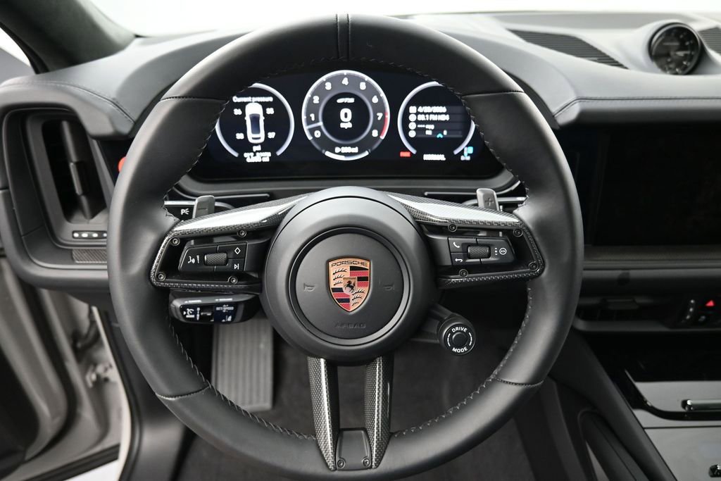 Certified 2026 Porsche Cayenne GTS AWD/4WD image 11