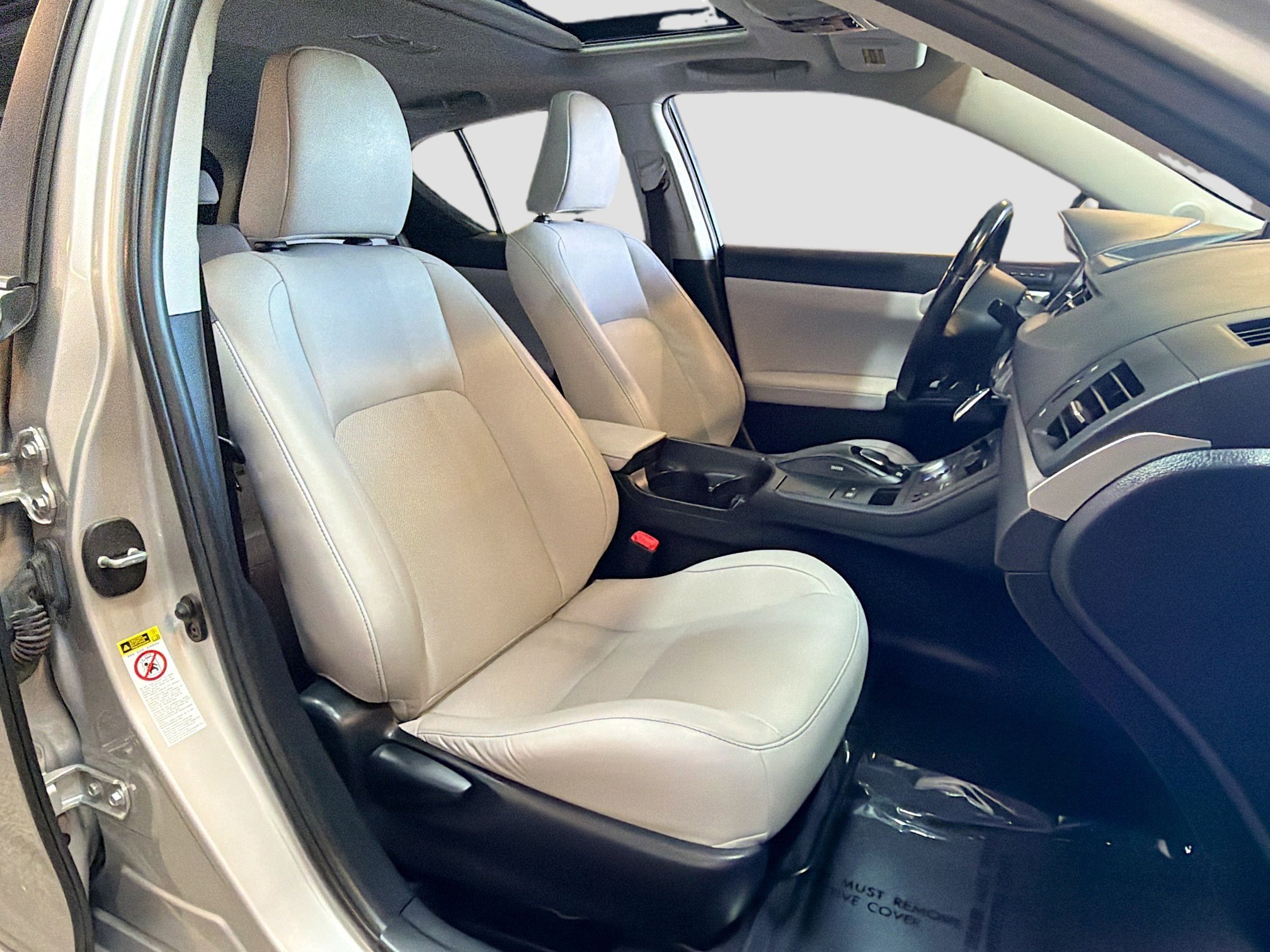 Used 2012 Lexus CT 200h Premium w/ Leather Pkg image 31