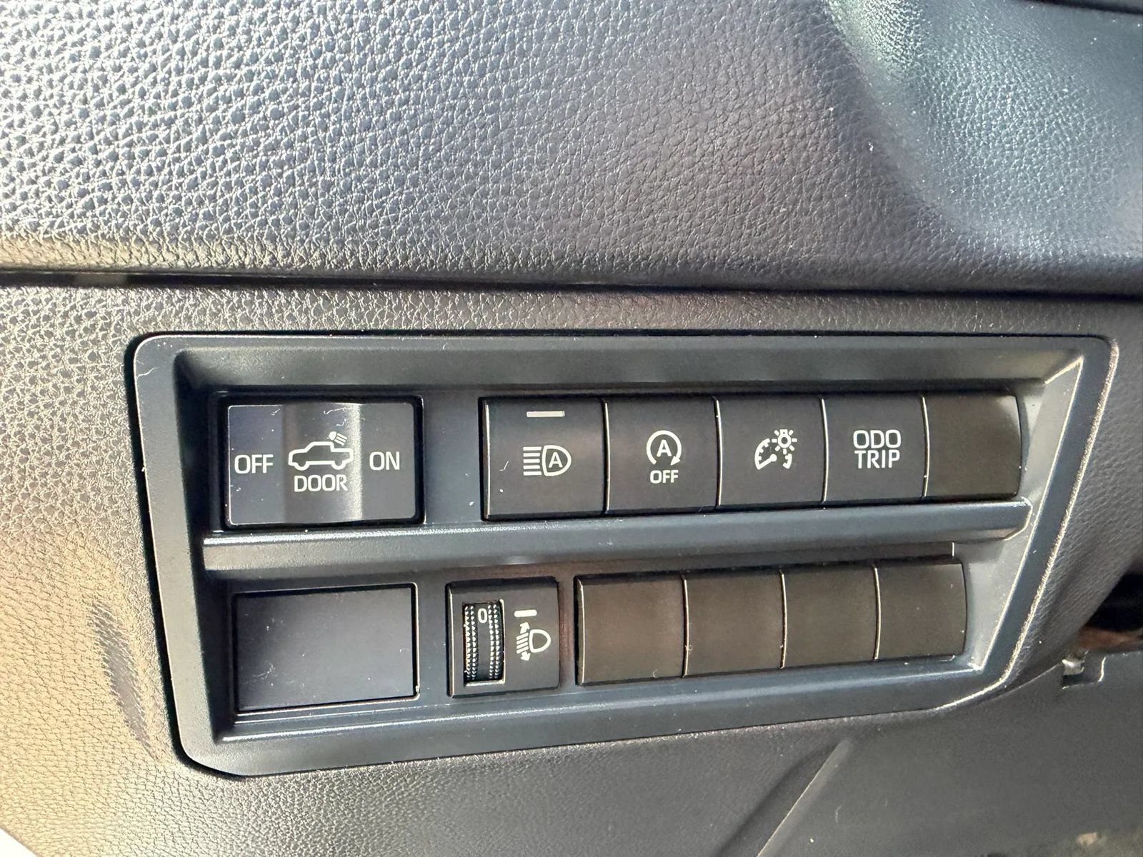 Used 2024 Toyota Tundra SR AWD/4WD image 15