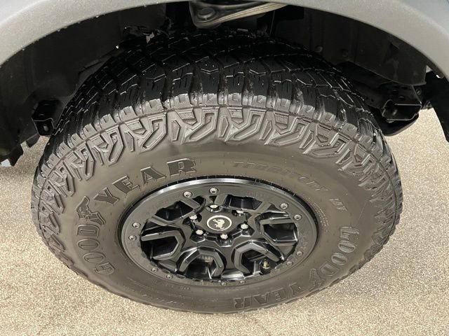 Used 2023 Ford Bronco Wildtrak image 18