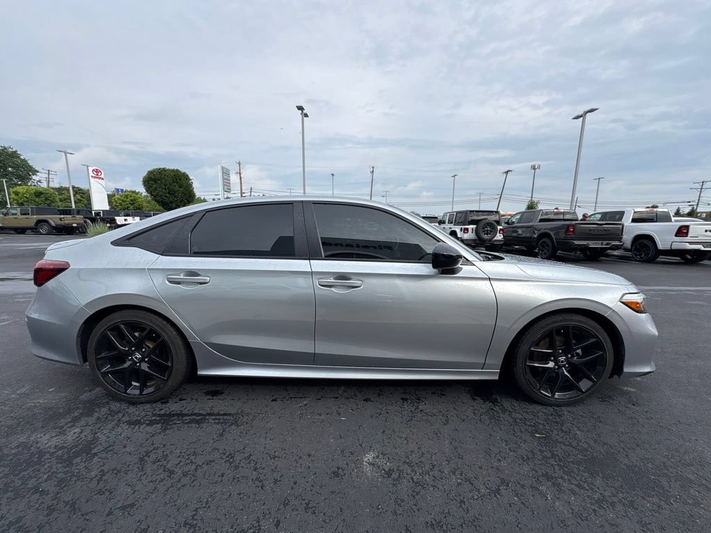 Used 2025 Honda Civic Sport image 6