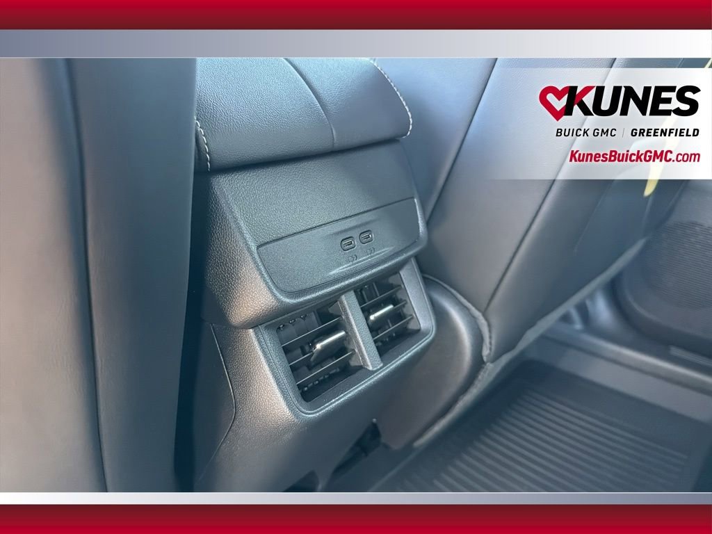 New 2026 GMC Terrain Elevation w/ Elevation Premium Package image 32