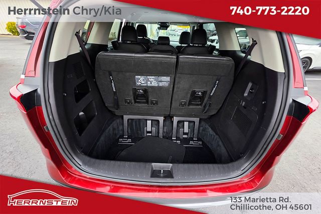 Used 2024 Kia Carnival LX FWD image 25