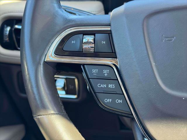 Certified 2022 Lincoln Nautilus Reserve image 22