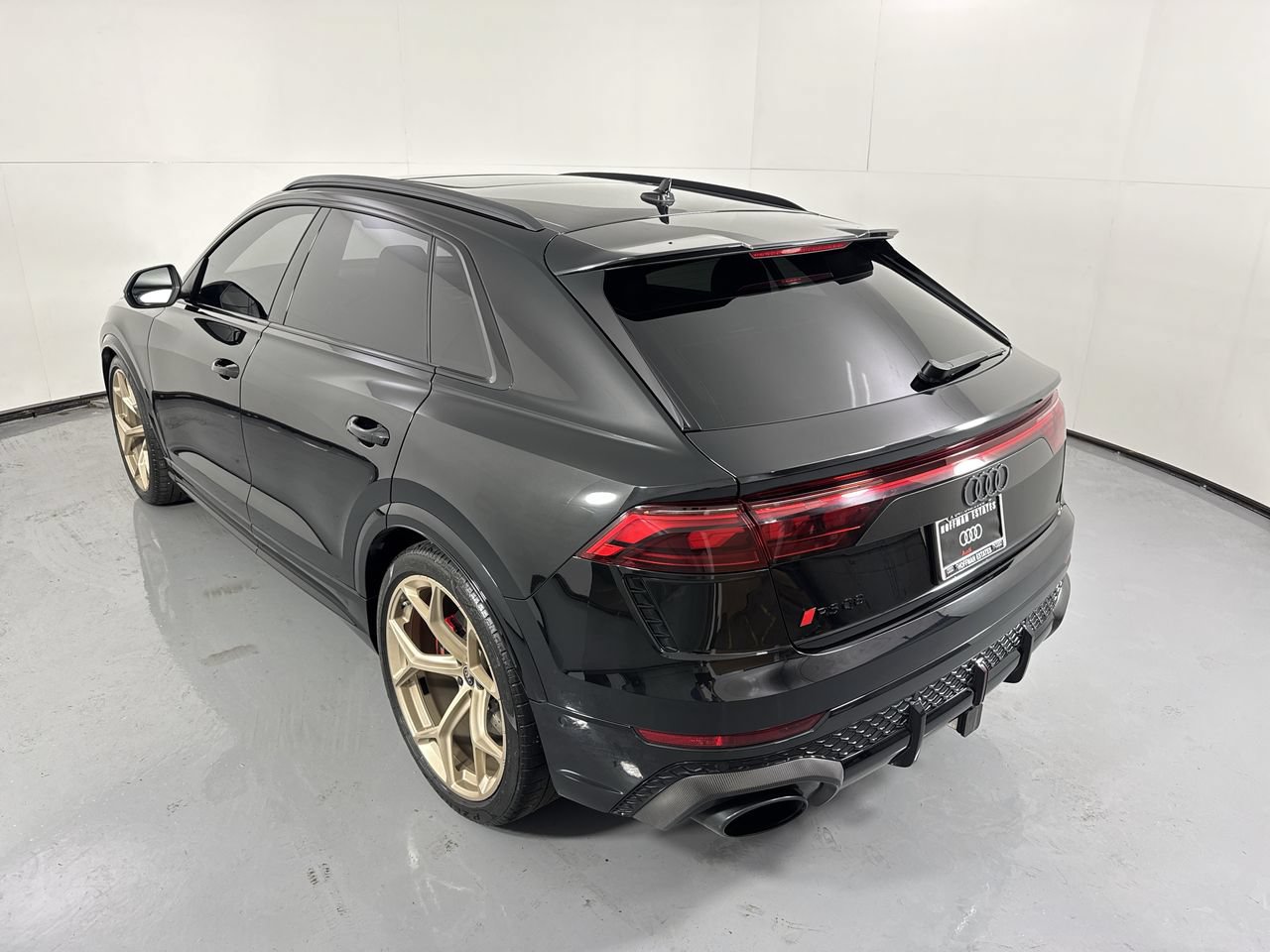 Used 2025 Audi RS Q8 performance w/ Matte Carbon Package AWD/4WD image 32