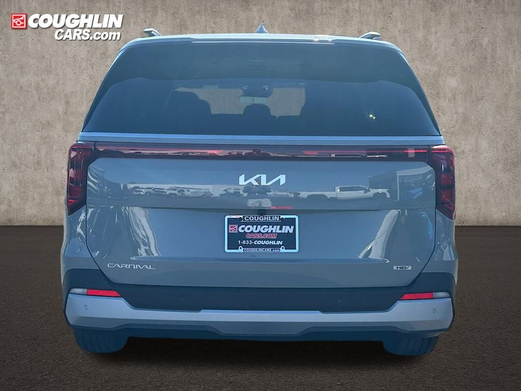 New 2026 Kia Carnival EX FWD image 4