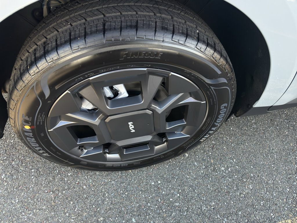 New 2026 Kia Carnival EX image 7