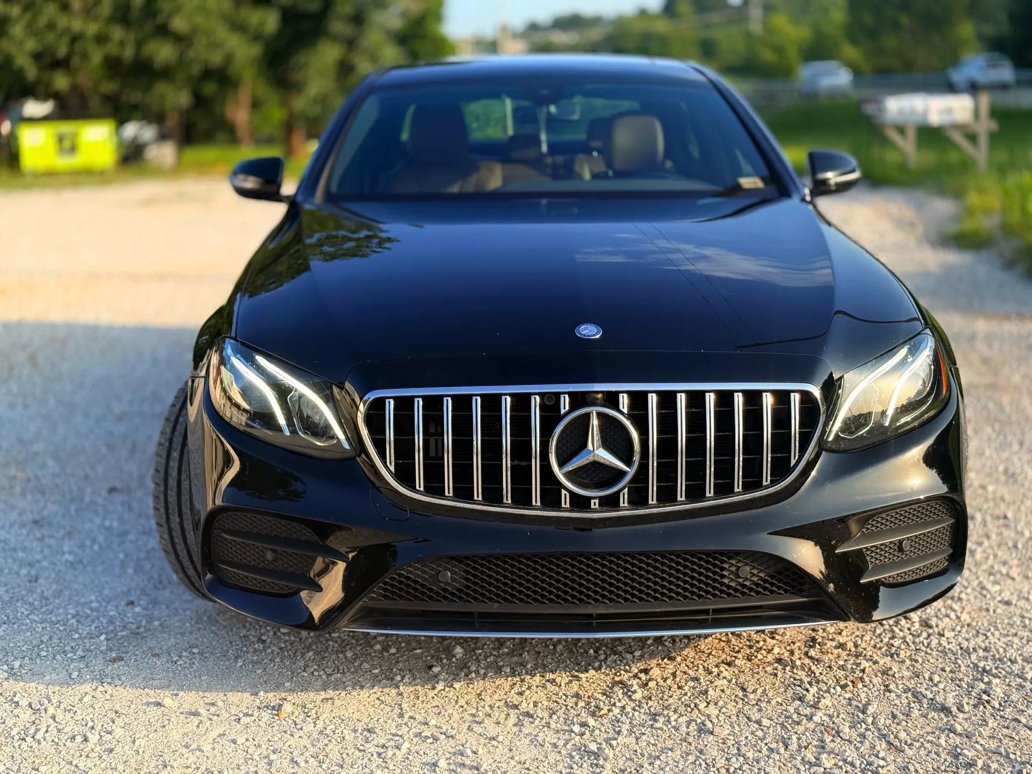 Used 2017 Mercedes-Benz E 300 4MATIC image 8