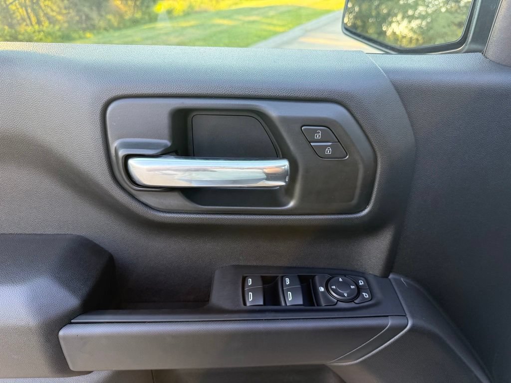 New 2026 Chevrolet Silverado 1500 Custom AWD/4WD image 27