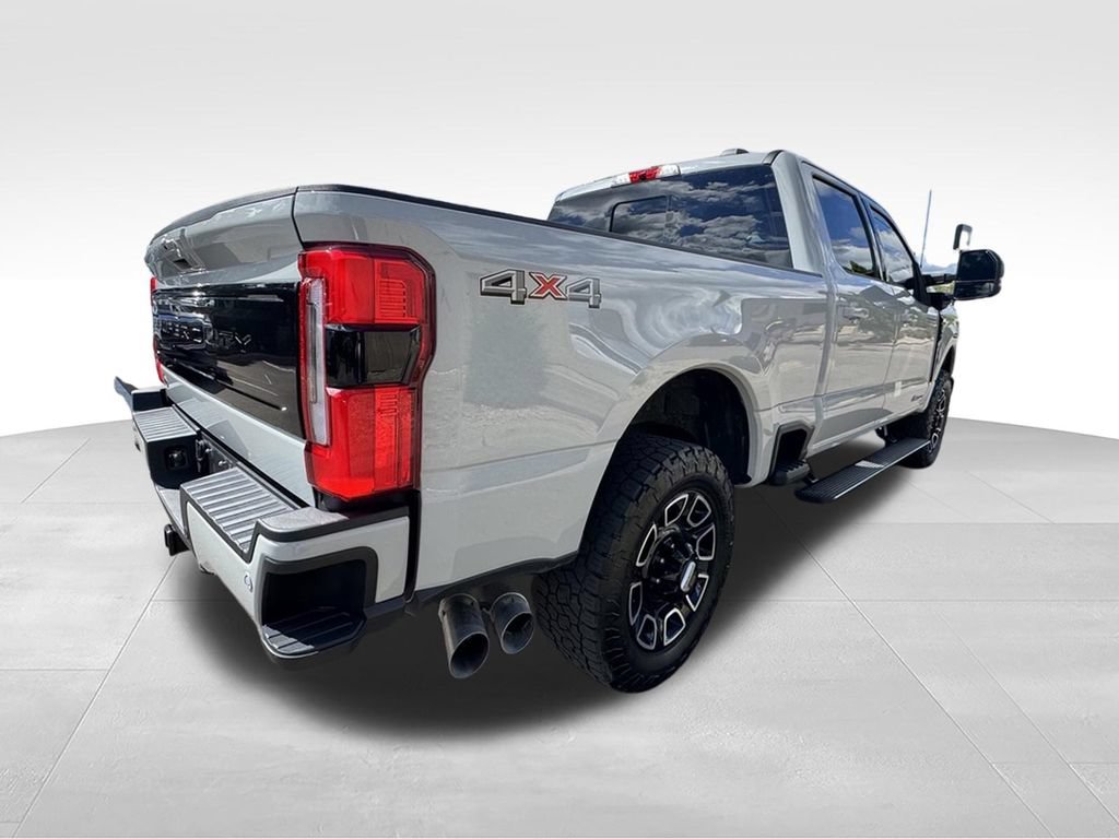 Used 2025 Ford F250 Platinum AWD/4WD image 8