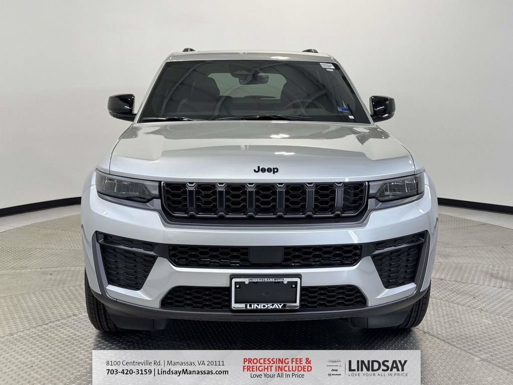 New 2026 Jeep Grand Cherokee Altitude AWD/4WD image 3