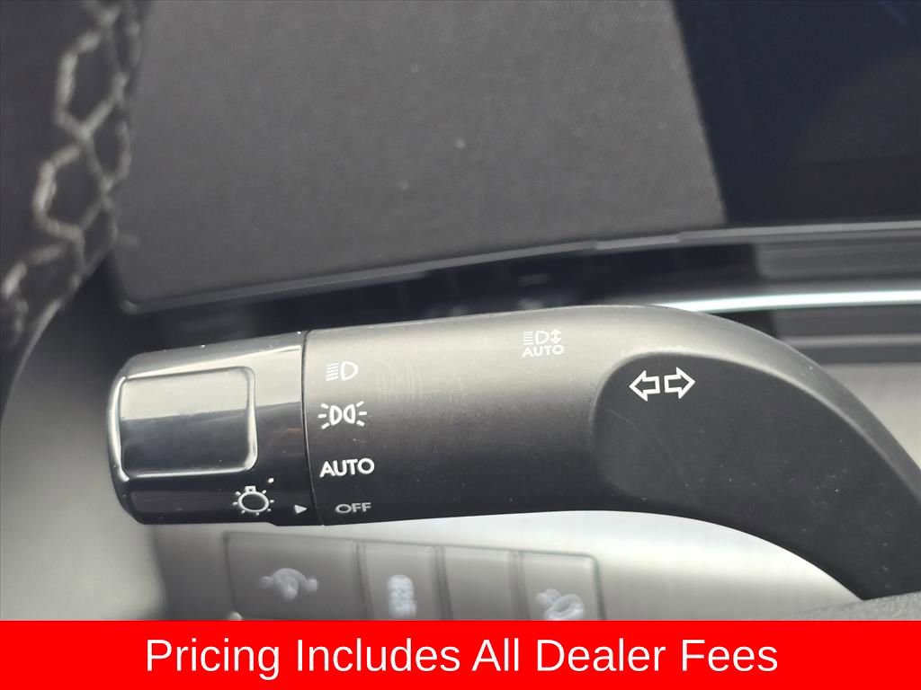 Certified 2024 Hyundai Kona SEL FWD image 20