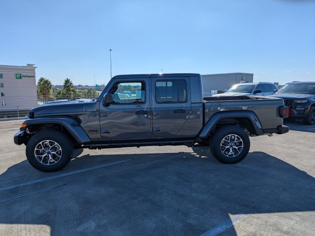 New 2026 Jeep Gladiator Sport AWD/4WD image 7