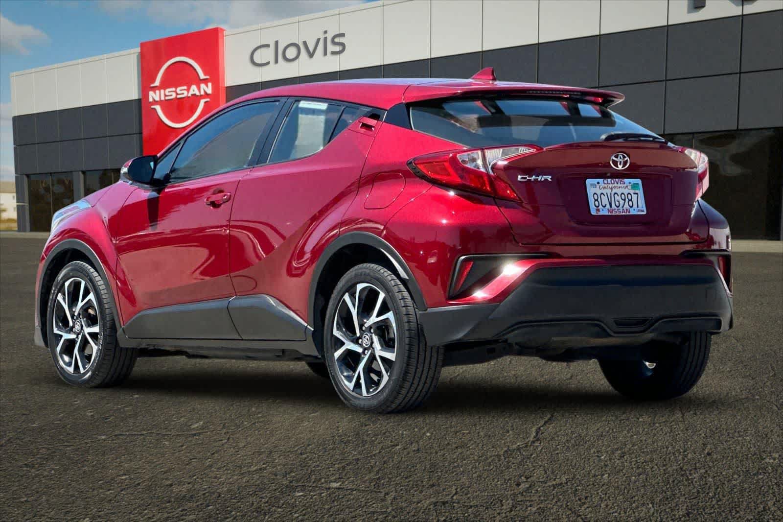 Used 2018 Toyota C-HR XLE FWD image 7
