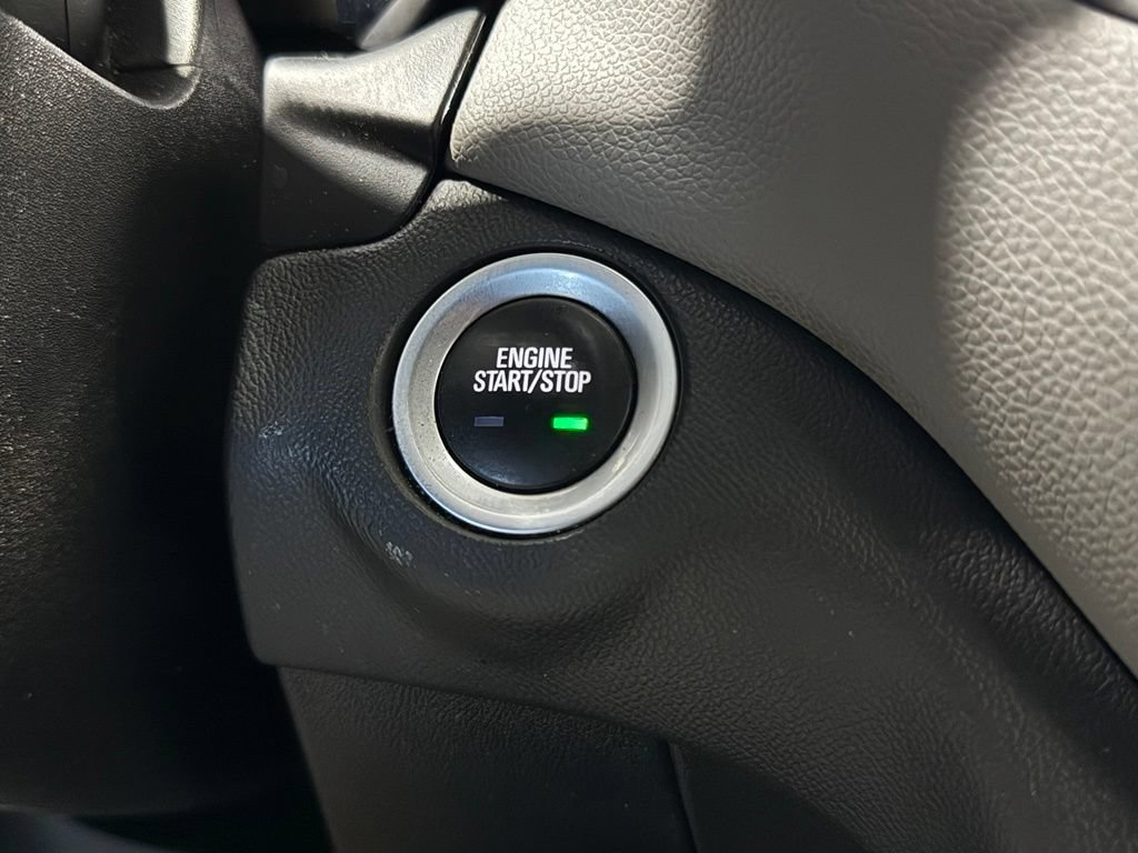 Used 2019 Chevrolet Equinox LS w/ LS Convenience Package AWD/4WD image 16