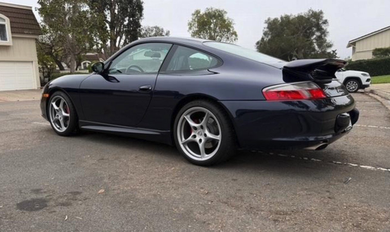 Used 2003 Porsche 911 Carrera image 2