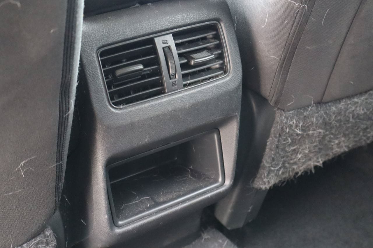 Used 2023 Nissan Rogue S AWD/4WD image 18