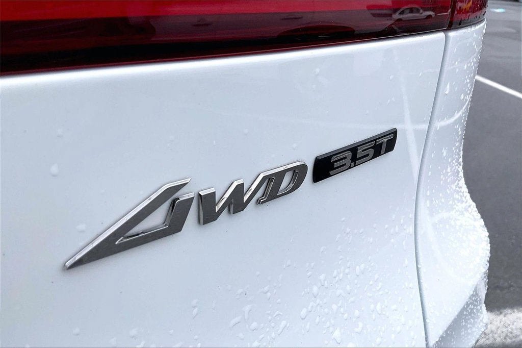 Used 2026 Genesis GV70 3.5T Sport Prestige image 24