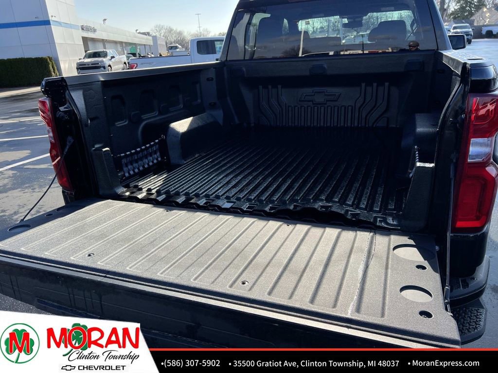 Certified 2023 Chevrolet Silverado 1500 RST w/ LPO, Dark Essentials Package AWD/4WD image 13