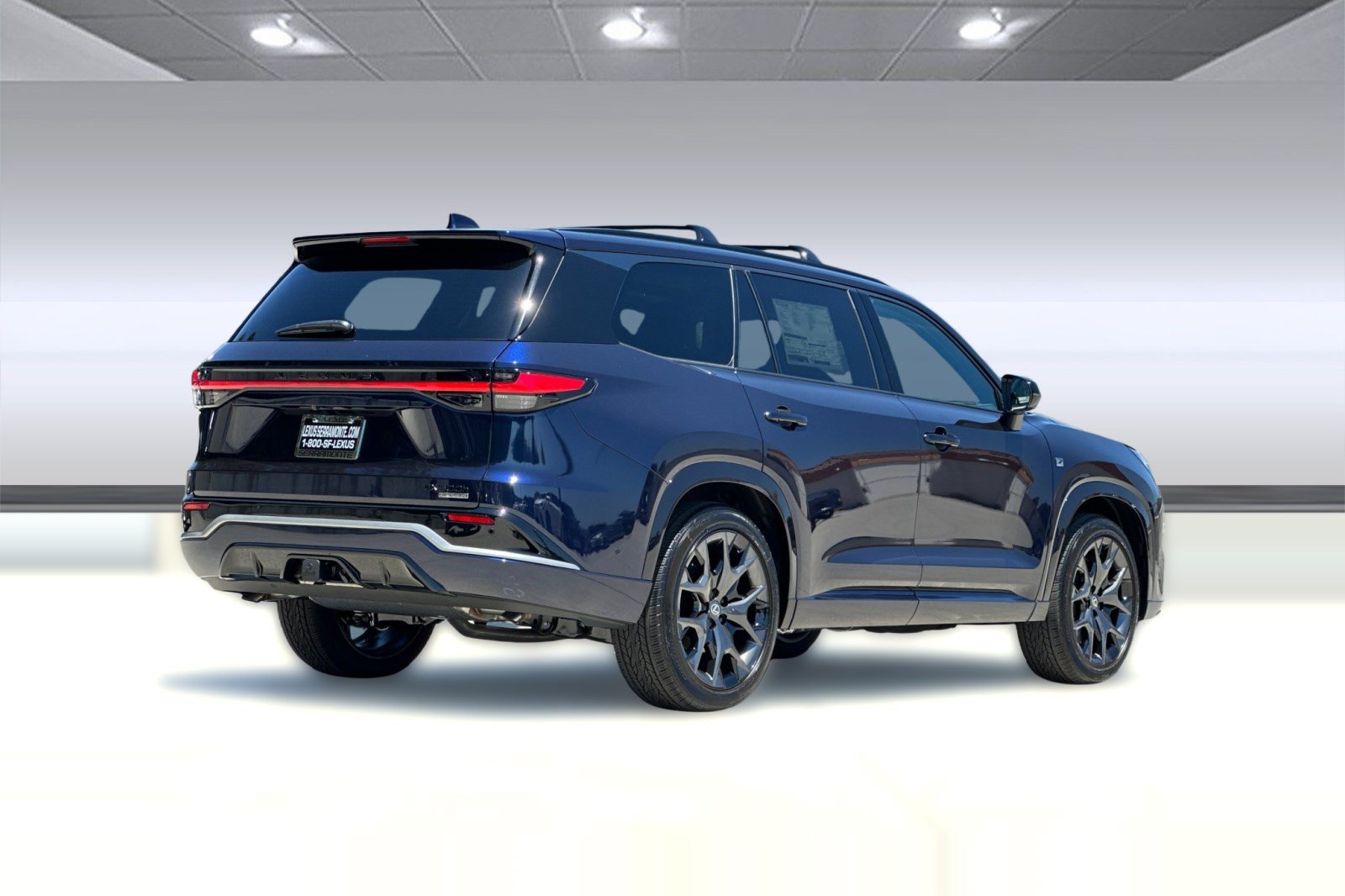 New 2026 Lexus TX 500h AWD image 8