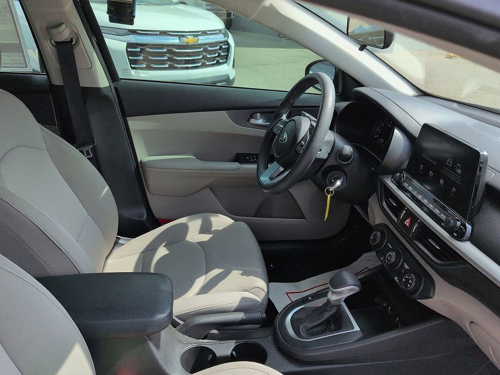 Used 2021 Kia Forte LXS image 7