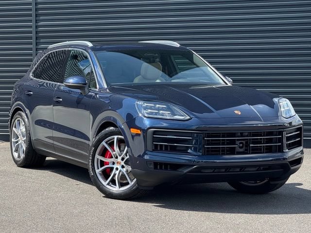 New 2026 Porsche Cayenne S AWD/4WD image 9