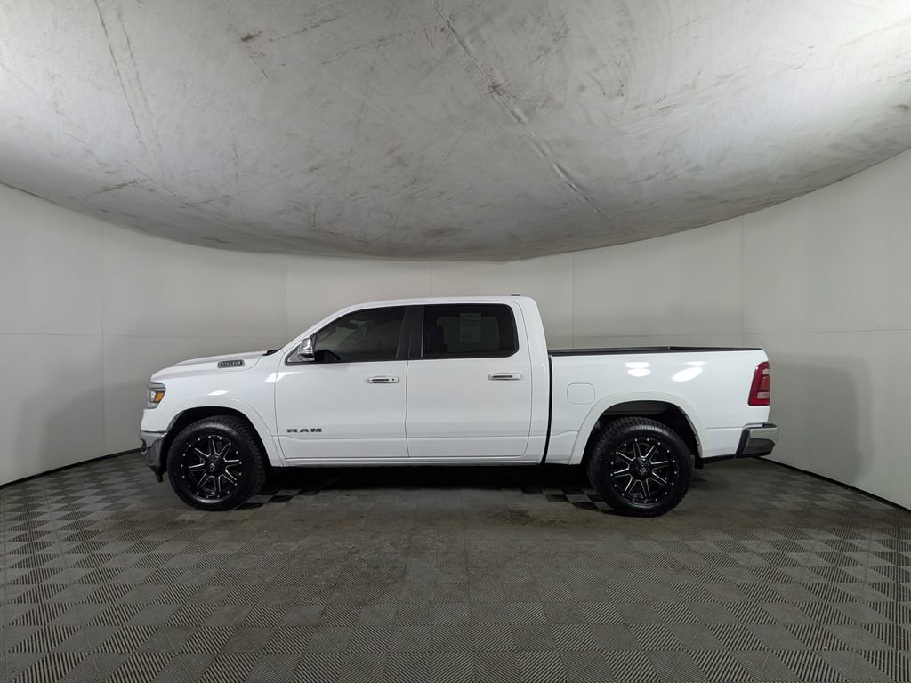 Used 2022 RAM 1500 Laramie AWD/4WD image 3