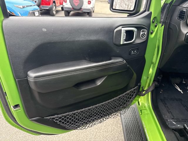 Used 2019 Jeep Wrangler Unlimited Sahara AWD/4WD image 18