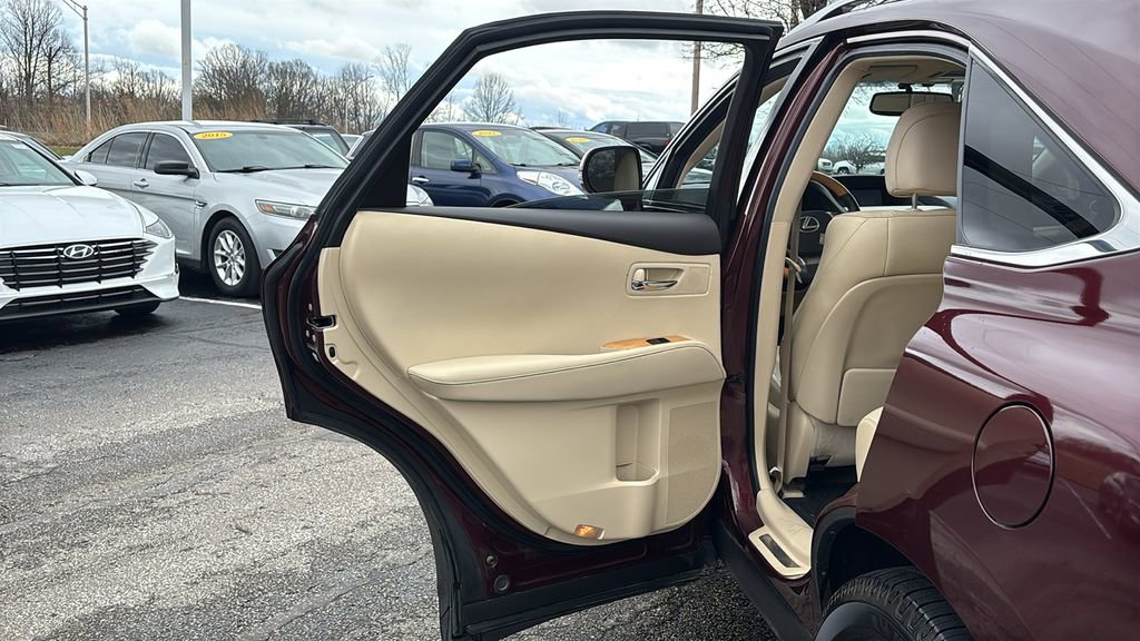 Used 2015 Lexus RX 450h AWD image 28