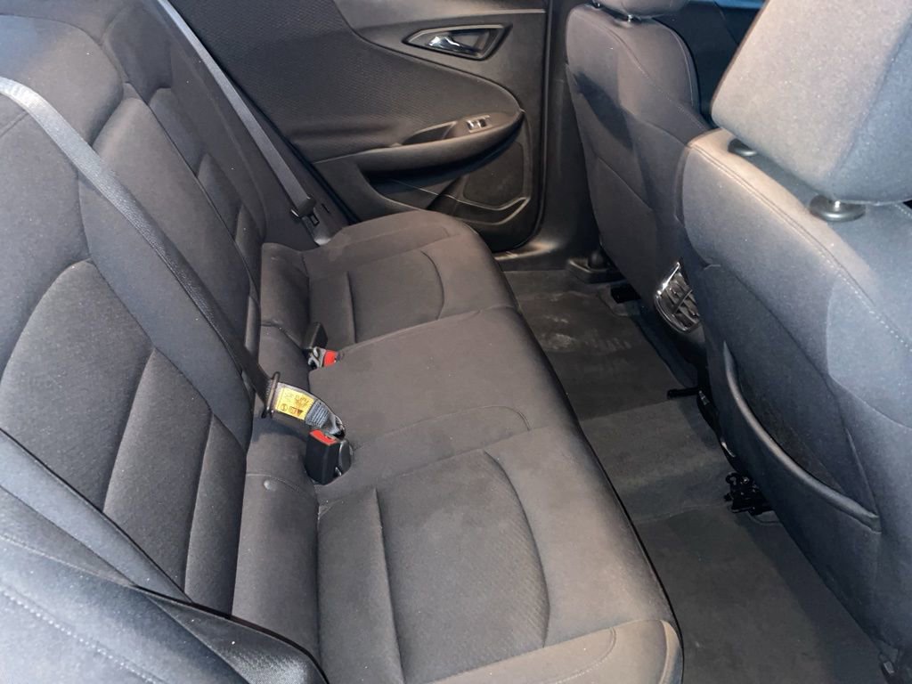 Used 2023 Chevrolet Malibu LT image 9