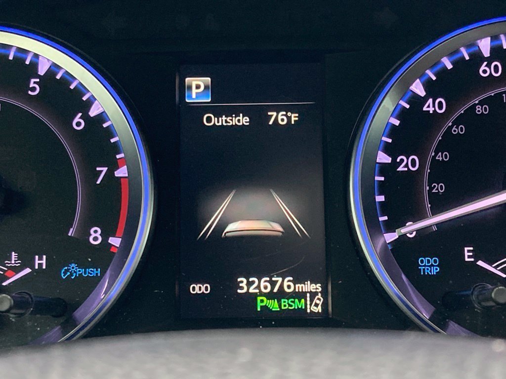 Used 2019 Toyota Highlander Limited FWD image 17