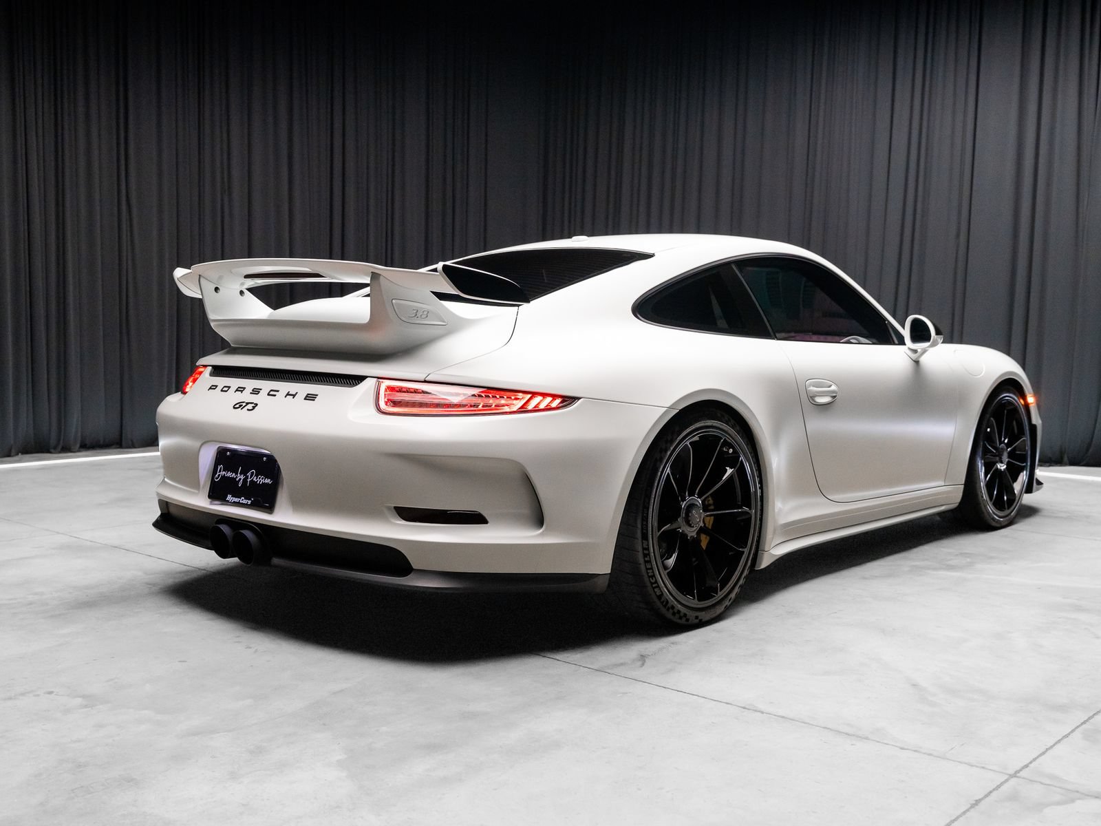 Used 2015 Porsche 911 GT3 w/ Sound Package Plus RWD image 4