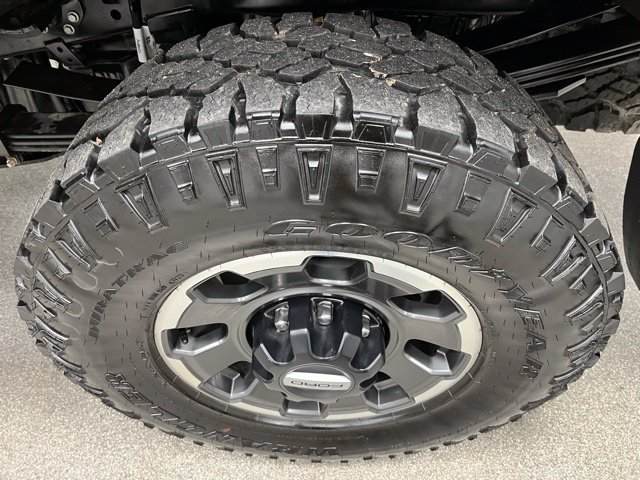 Used 2024 Ford F350 Platinum w/ Tremor Off-Road Package AWD/4WD image 16