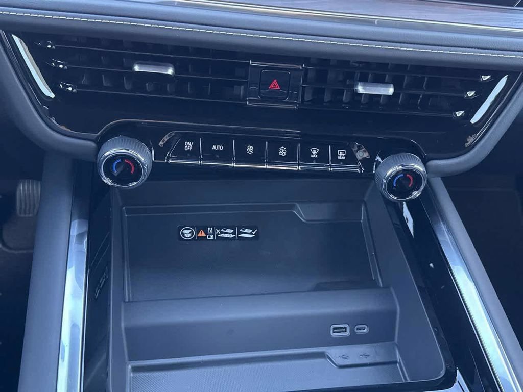 New 2026 Chevrolet Tahoe Premier AWD/4WD image 28